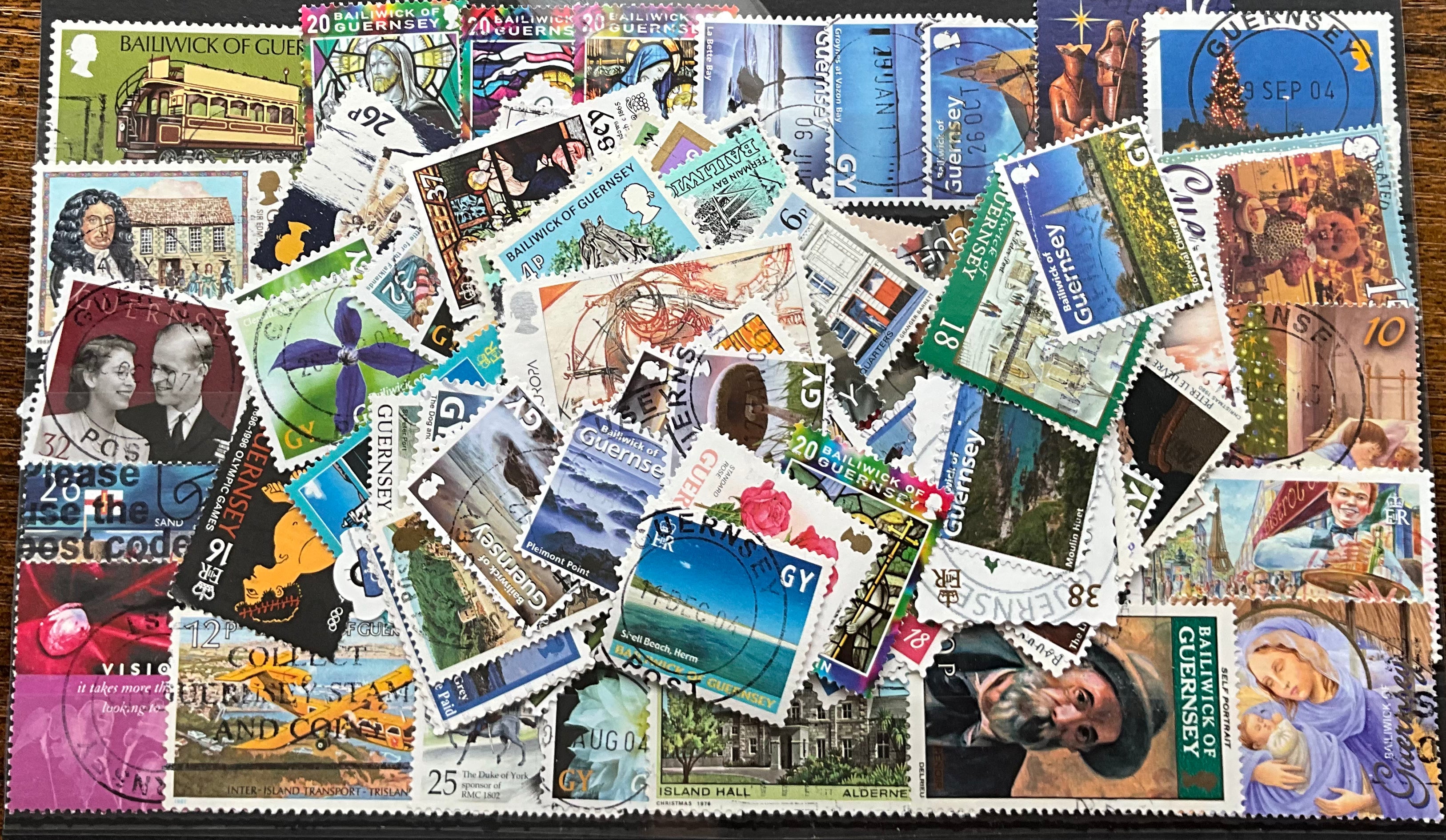 100 Different Guernsey & Alderney Stamps - All Unique - No Duplicates - Huge Topical Variety (LOT F2638)