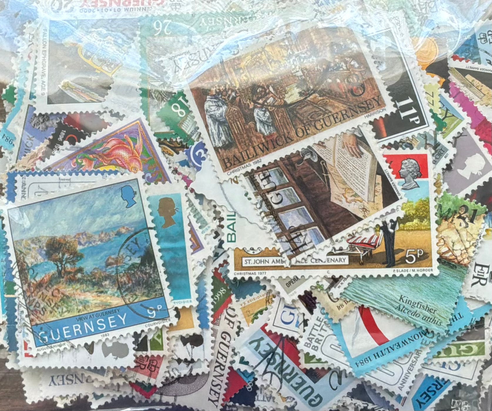 60g Guernsey (Bailiwick) Off-Paper Stamp Mix - Renoir Art & 1980s Commemoratives - LOT ST597