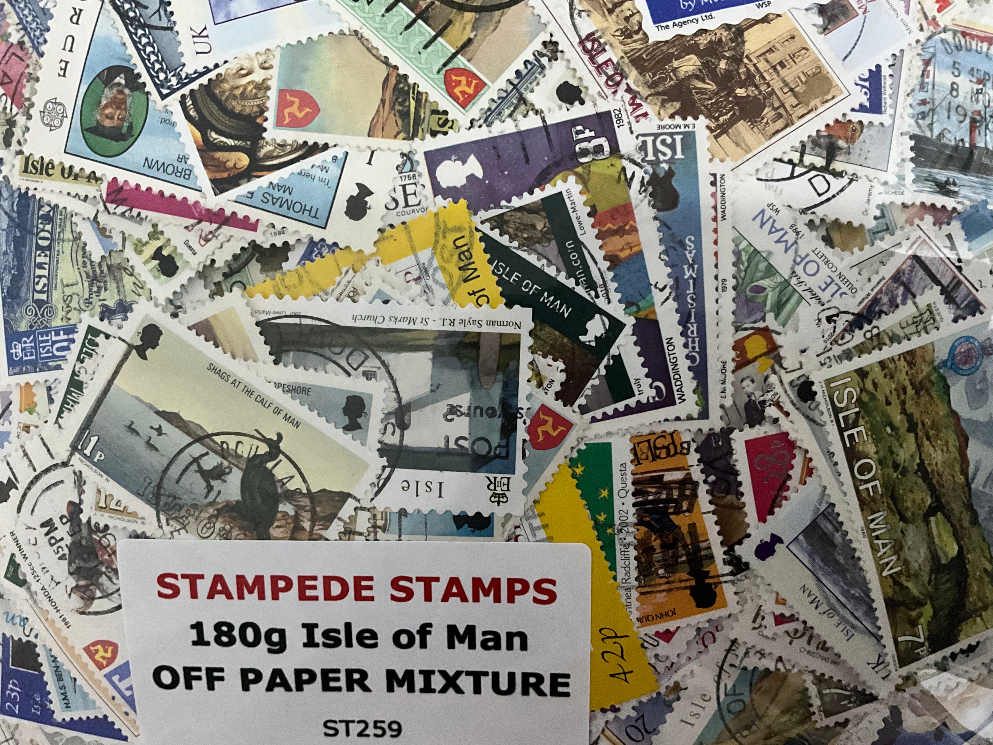 180g Isle of Man Stamps Off Paper Mixture - ST259 - 2,500+ Unsorted Stamps